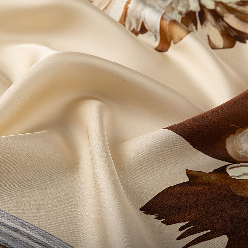 Beige Coffee Chrysanthemum Breeze Patterned Silk Scarf - Vismara