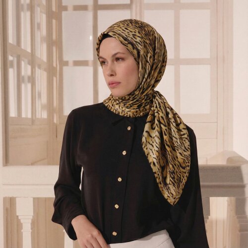 Gold Leopard Motif Pattern Twill Silk Square Scarf - Vismara
