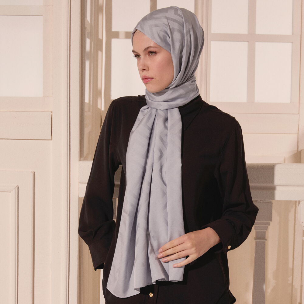 Gümüş G Desen Jakarlı Yün İpek Şal - Vismara