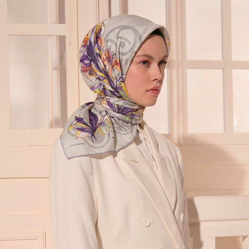 Lila Vismara Monogram Lilyum Çiçek Desenli Twill İpek Eşarp - 3