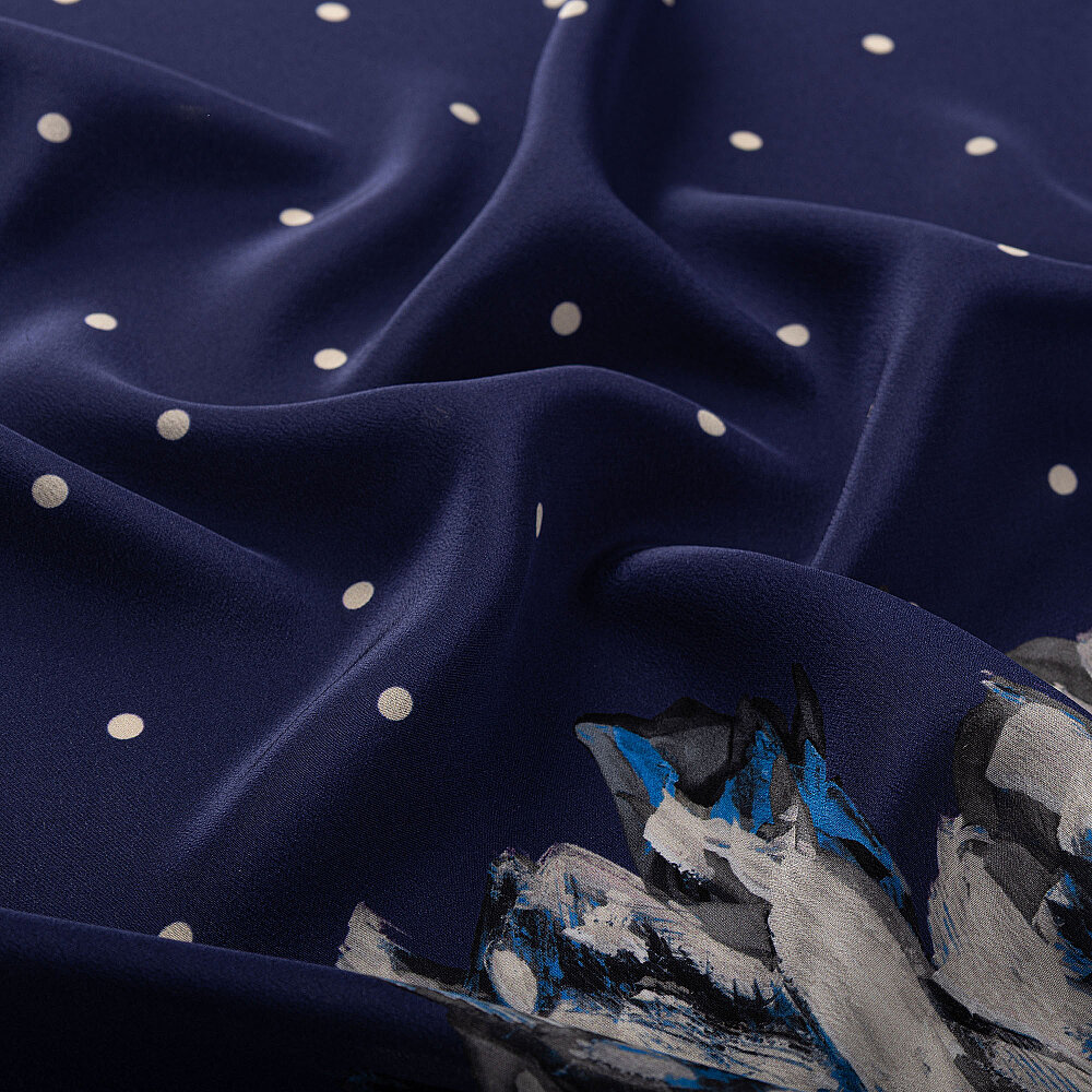 Sciarpa di seta blu navy a pois con motivo 
