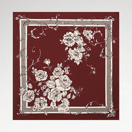 Sciarpa quadrata in twill di seta con motivo a rose barocche color bordeaux. - Vismara