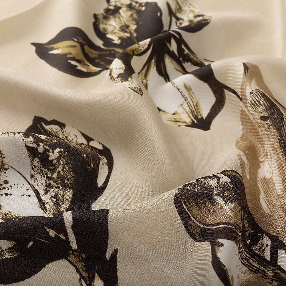 Yellow Charcoal Lily Patterned Silk Scarf - 3